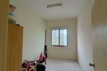 UNIT APARTMENT UNTUK DIJUAL DI CAMELIA COURT APARTMENT, BANDAR TASIK PUTERI, RAWANG