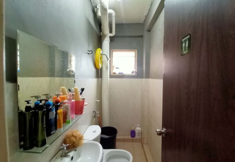 UNIT APARTMENT UNTUK DIJUAL DI CASARIA APARTMENT, BANDAR COUNTRY HOMES, RAWANG, SELANGOR