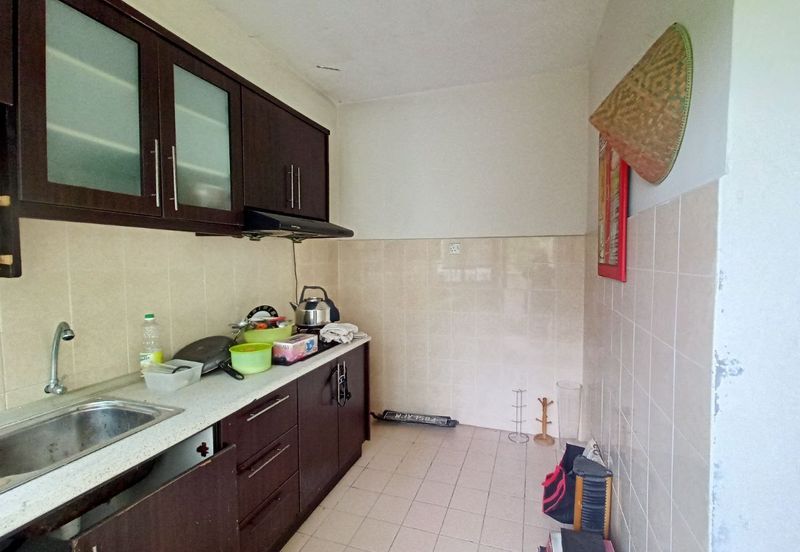 UNIT APARTMENT UNTUK DIJUAL DI CASARIA APARTMENT, BANDAR COUNTRY HOMES, RAWANG, SELANGOR