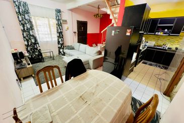 DOUBLE STOREY TERRACE HOUSE FOR SALE AT TAMAN  KEMBOJA, BUKIT SENTOSA, RAWANG, SELANGOR