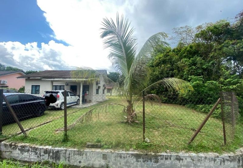 RUMAH BANGLO 1 TINGKAT UNTUK DIJUAL DI TAMAN DESA ANGGERIK, SERENDAH, RAWANG