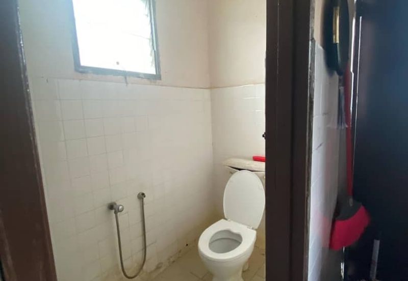 RUMAH BANGLO 1 TINGKAT UNTUK DIJUAL DI TAMAN DESA ANGGERIK, SERENDAH, RAWANG