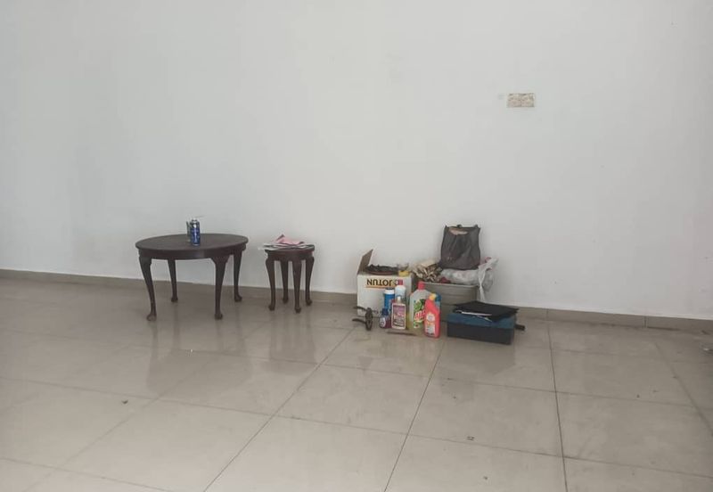 RUMAH TERES 2 TINGKAT (LOT TENGAH) UNTUK DIJUAL DI TAMAN UNIVERSITI, TANJUNG MALIM, PERAK