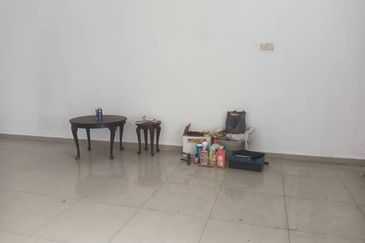 RUMAH TERES 2 TINGKAT (LOT TENGAH) UNTUK DIJUAL DI TAMAN UNIVERSITI, TANJUNG MALIM, PERAK