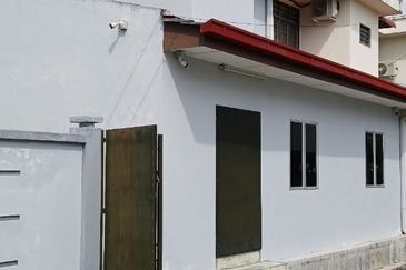 TAMAN PERTAMA, TANJUNG MALIM