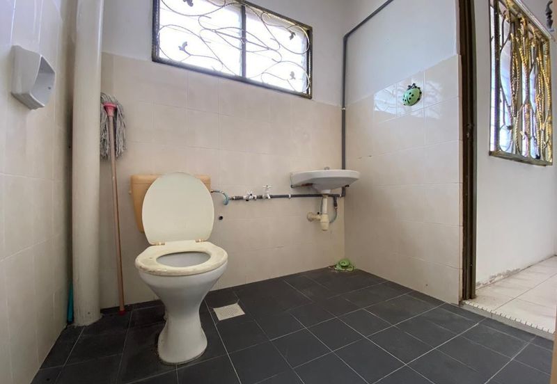 RUMAH TERES 2 TINGKAT UNTUK DI JUAL DI KOTA MALIM PRIMA, TANJUNG MALIM, PERAK