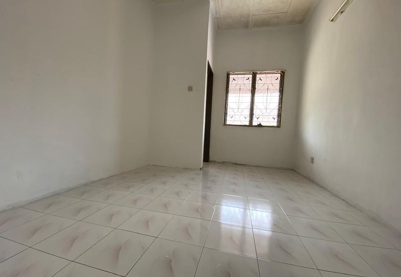 RUMAH TERES 2 TINGKAT UNTUK DI JUAL DI KOTA MALIM PRIMA, TANJUNG MALIM, PERAK