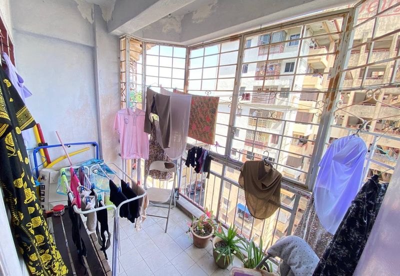 UNIT PANGSAPURI UNTUK DI JUAL DI TAMAN TUN TEJA, RAWANG, SELANGOR