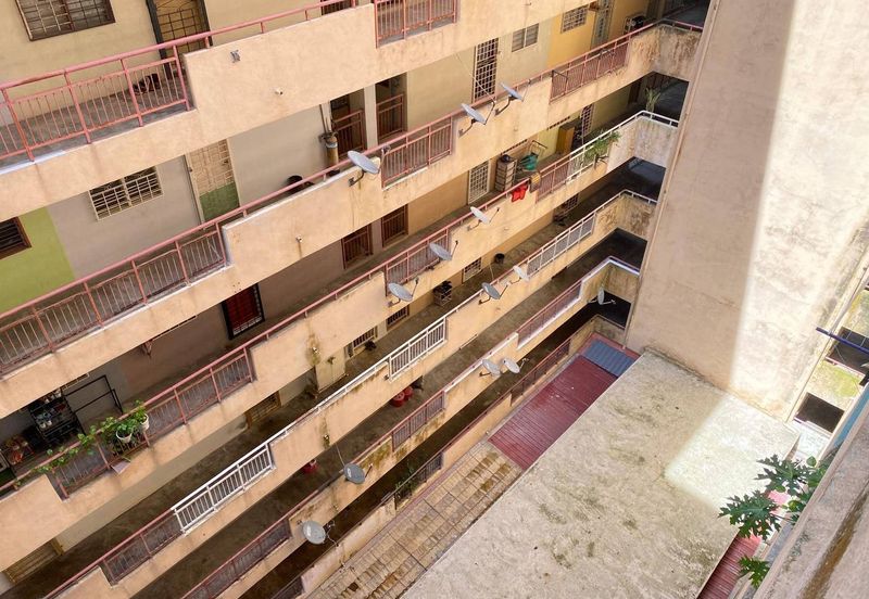 UNIT PANGSAPURI UNTUK DI JUAL DI TAMAN TUN TEJA, RAWANG, SELANGOR