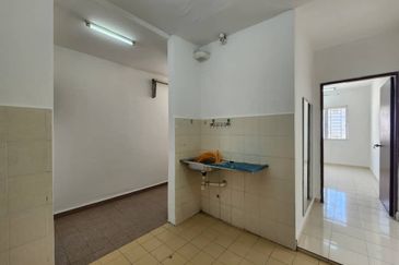 UNIT APARTMENT UNTUK DIJUAL DI LAGUNA BIRU 1 APARTMENT, RAWANG, SELANGOR