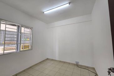 UNIT APARTMENT UNTUK DIJUAL DI LAGUNA BIRU 1 APARTMENT, RAWANG, SELANGOR