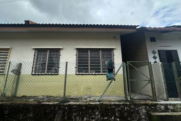 RUMAH TERES 1 TINGKAT UNTUK DIJUAL DI BERNAM JAYA, HULU SELANGOR, SELANGOR