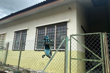 RUMAH TERES 1 TINGKAT UNTUK DIJUAL DI BERNAM JAYA, HULU SELANGOR, SELANGOR