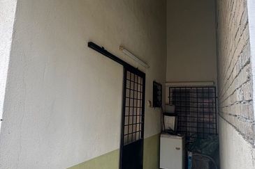 RUMAH TERES 1 TINGKAT UNTUK DIJUAL DI BERNAM JAYA, HULU SELANGOR, SELANGOR