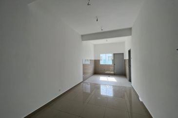 RUMAH TERES SATU TINGKAT UNTUK DIJUAL DI PERUMAHAN TAMAN DESA SERINDIT, KALUMPANG, HULU SELANGOR, SELANGOR