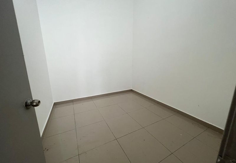 RUMAH TERES SATU TINGKAT UNTUK DIJUAL DI PERUMAHAN TAMAN DESA SERINDIT, KALUMPANG, HULU SELANGOR, SELANGOR