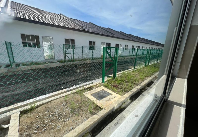 RUMAH TERES SATU TINGKAT UNTUK DIJUAL DI PERUMAHAN TAMAN DESA SERINDIT, KALUMPANG, HULU SELANGOR, SELANGOR