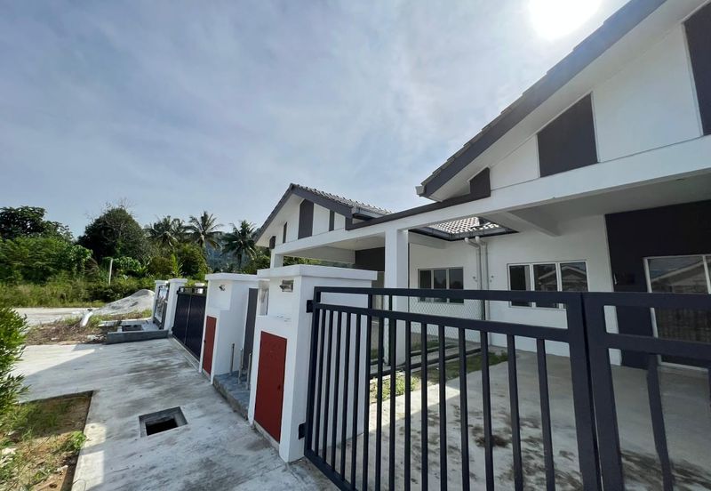 RUMAH TERES SATU TINGKAT UNTUK DIJUAL DI PERUMAHAN TAMAN DESA SERINDIT, KALUMPANG, HULU SELANGOR, SELANGOR