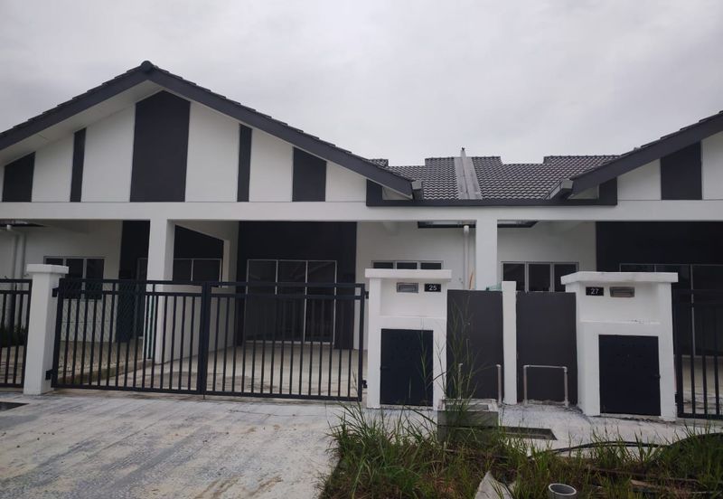 RUMAH TERES SATU TINGKAT UNTUK DIJUAL DI PERUMAHAN TAMAN DESA SERINDIT, KALUMPANG, HULU SELANGOR, SELANGOR