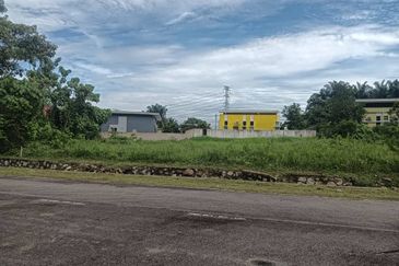 TANAH LOT BANGLO UNTUK DIJUAL DI BERNAM JAYA, HULU BERNAM, SELANGOR