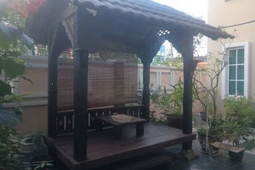 RUMAH TERES DUA TINGKAT UNTUK DIJUAL DI TAMAN KETOYONG PERMAI, TANJUNG MALIM, PERAK