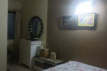 RUMAH TERES DUA TINGKAT UNTUK DIJUAL DI TAMAN KETOYONG PERMAI, TANJUNG MALIM, PERAK