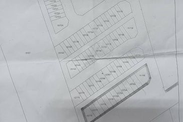 TANAH STATUS LOT KEDIAMAN (76 LOT BESERTA GERAN INDIVIDU) UNTUK DIJUAL DI KG MENDERANG, SUNGKAI, PERAK – LOKASI STRATEGIK !!!