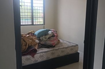 RUMAH TERES DUA TINGKAT UNTUK DIJUAL DI TAMAN WANGSA JAYA, TANJUNG MALIM (CORNER LOT)