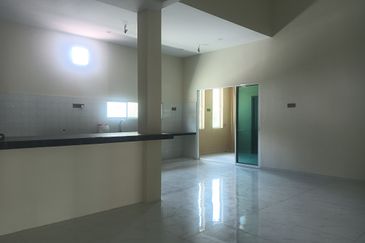 RUMAH TERES DUA TINGKAT UNTUK DIJUAL DI TAMAN WANGSA JAYA, TANJUNG MALIM (CORNER LOT)