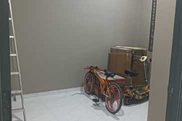 RUMAH TERES DUA TINGKAT UNTUK DIJUAL DI TAMAN WANGSA JAYA, TANJUNG MALIM (CORNER LOT)
