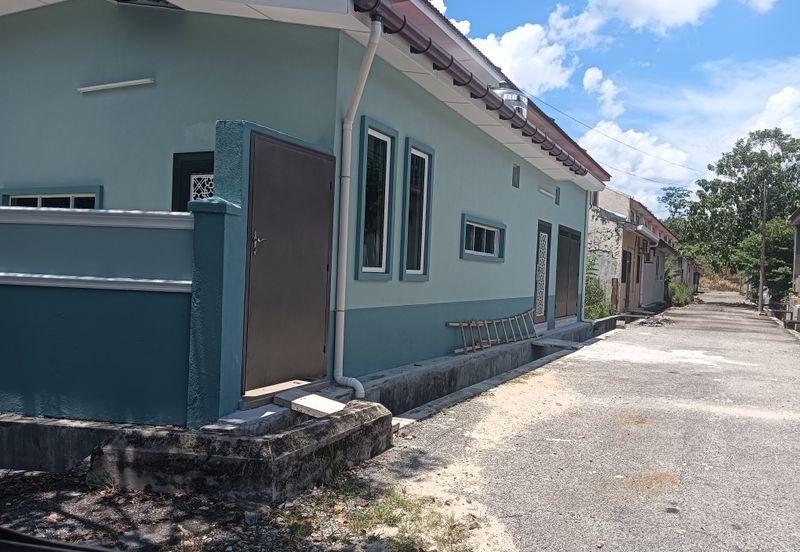 RUMAH TERES DUA TINGKAT UNTUK DIJUAL DI TAMAN WANGSA JAYA, TANJUNG MALIM (CORNER LOT)
