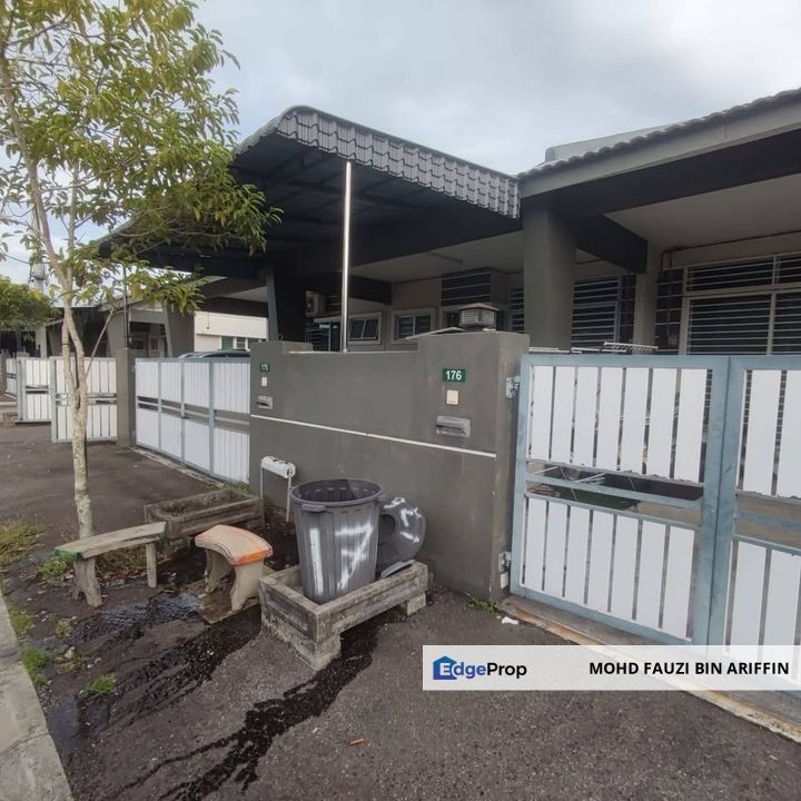 RUMAH TERES 1 TINGKAT UNTUK DIJUAL DI TAMAN EMAS, BIDOR, PERAK, Perak, Bidor