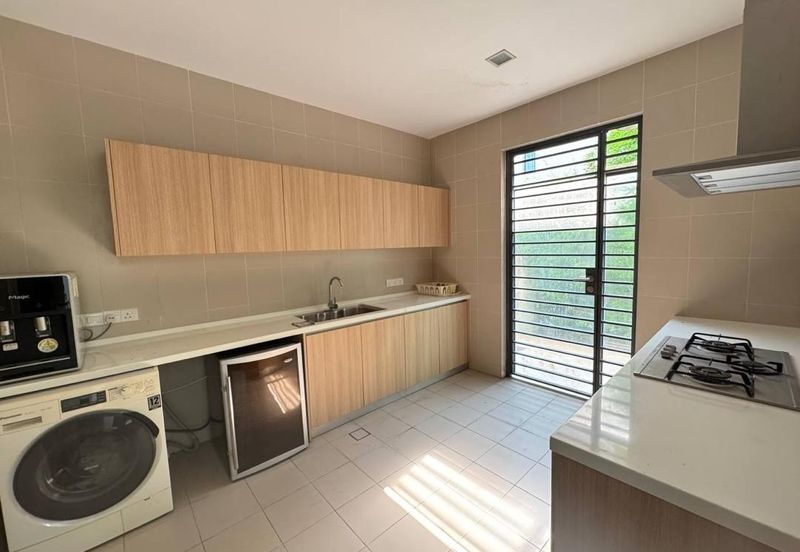 Bayou Creek, Leisure Farm