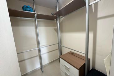 The Straits View, Bandar Baru Permas Jaya