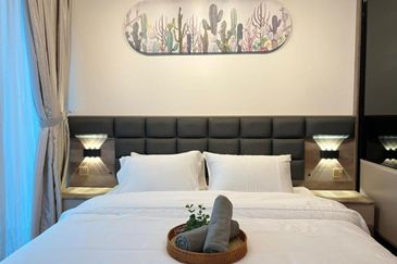 Almas Suites @ Puteri Harbour