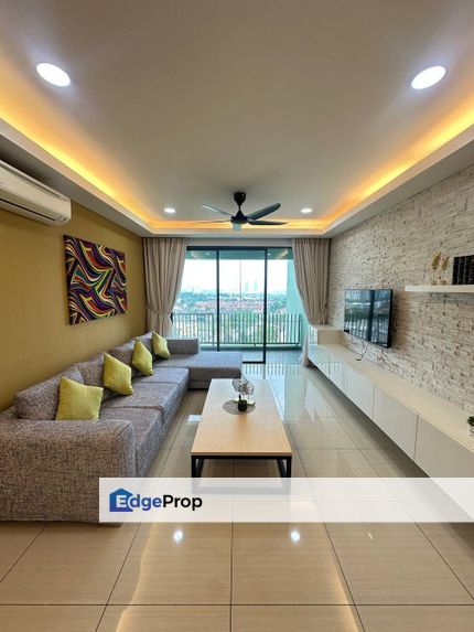 Spacious 3+1BR Condo with Pool View for Rent, Johor, Johor Bahru