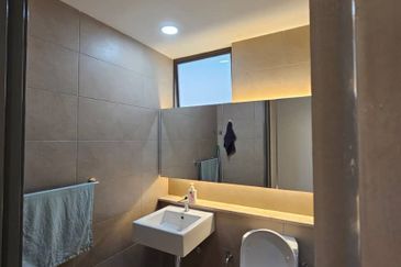 The WaterEdge Residences