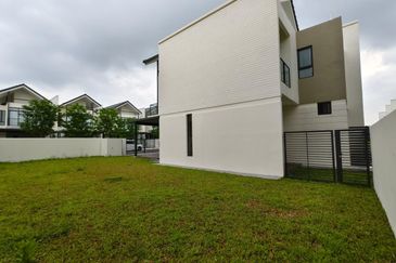 Avira Garden Terraces @ Medini