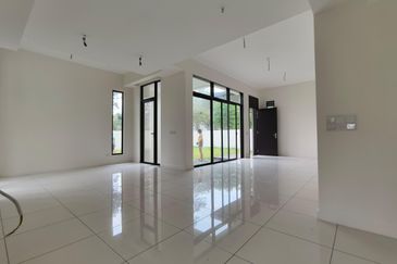 Avira Garden Terraces @ Medini