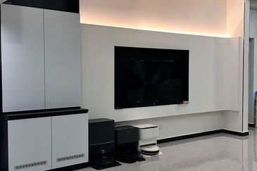 The WaterEdge Residences