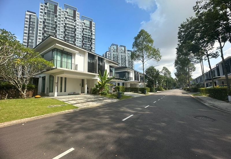 The WaterEdge Residences