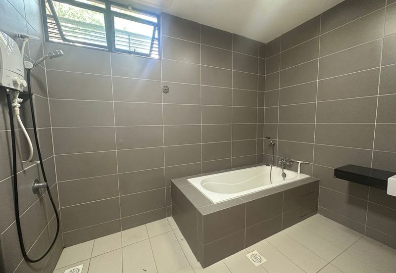 The WaterEdge Residences