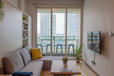 Puteri Cove Residences