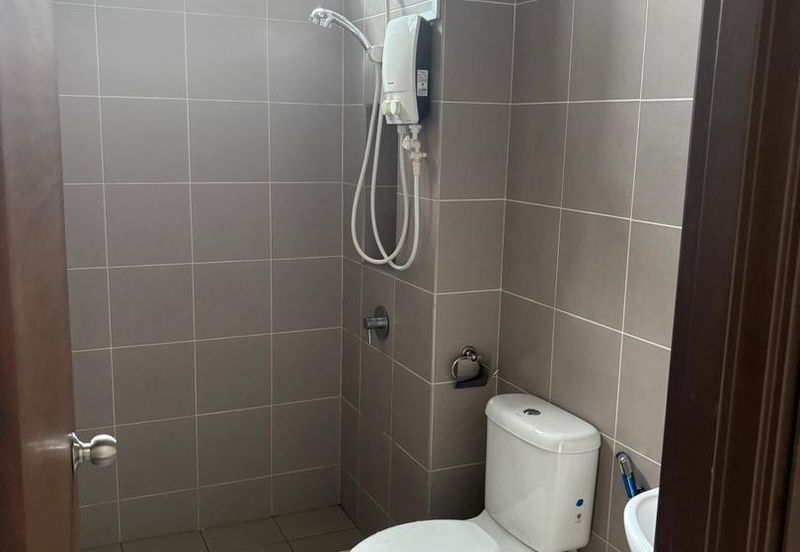 The WaterEdge Residences