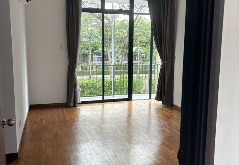 The WaterEdge Residences