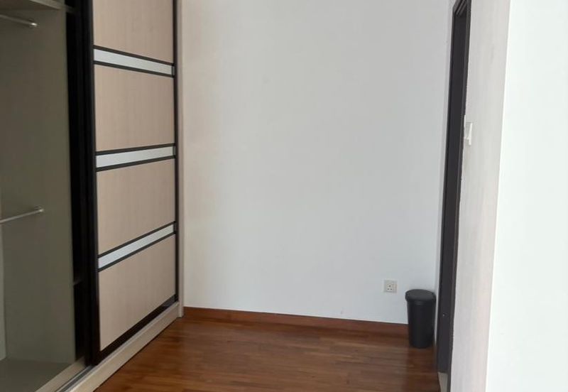 The WaterEdge Residences