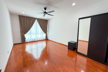 The WaterEdge Residences