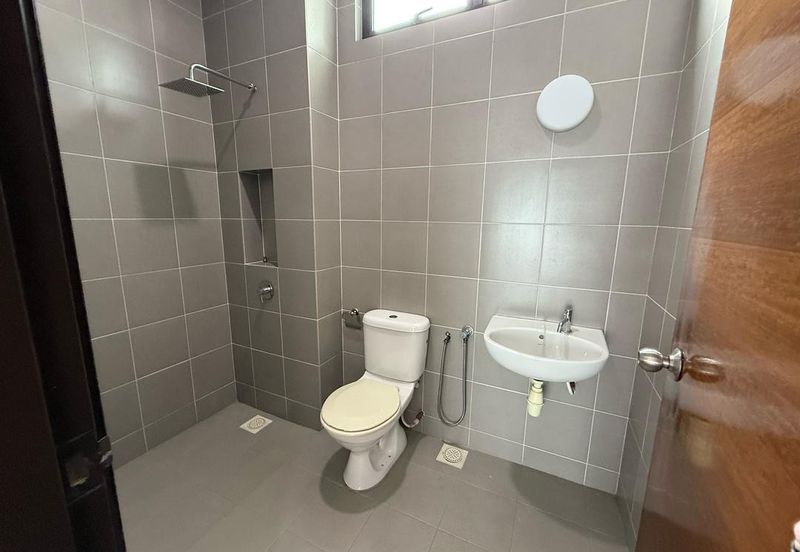 The WaterEdge Residences