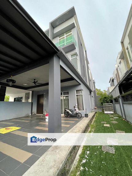 Freehold 3-Storey Cluster @ Nusa Sentral For Sale!, Johor, 
