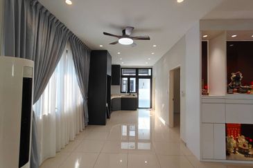 Sunway Citrine Lakehomes